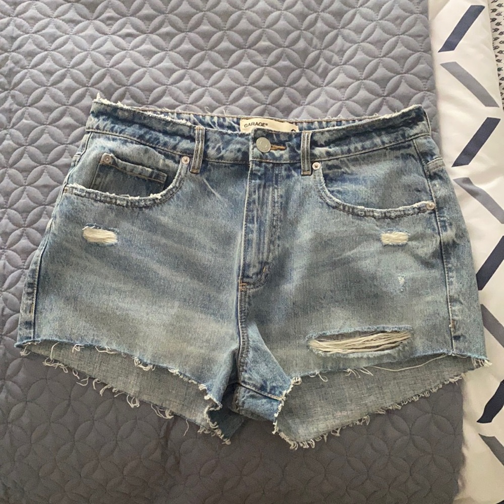 Garage festival shorts